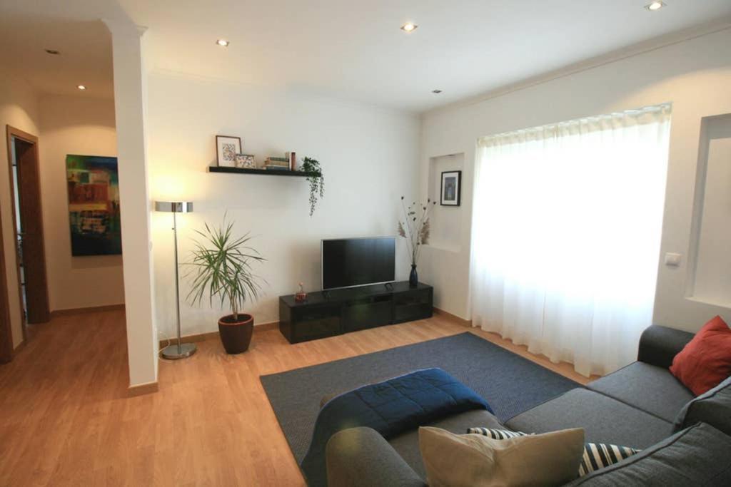D. Joao I Apartment Almada Esterno foto